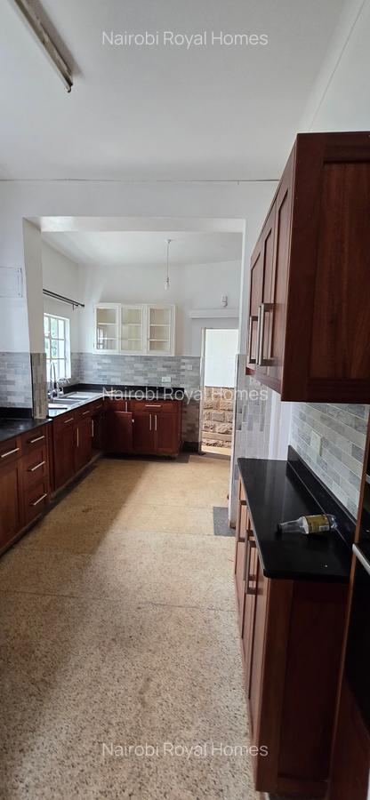 3 Bed Townhouse with En Suite at Lavington Green - 13