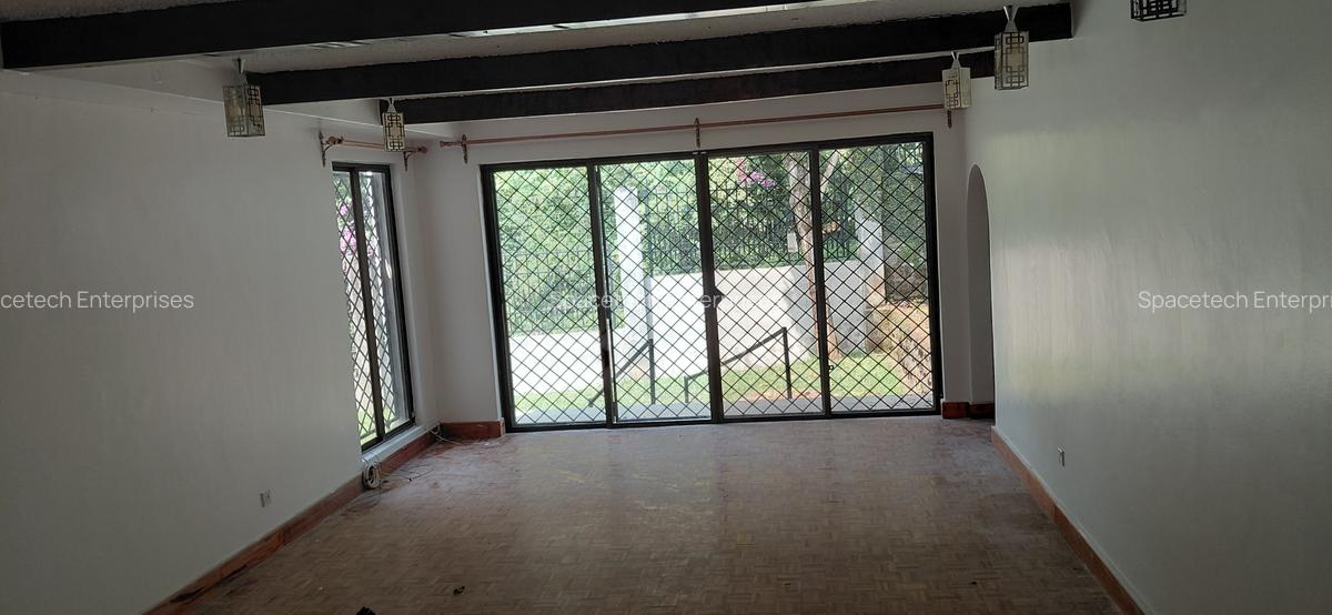 4 Bed House with En Suite in Thigiri - 11