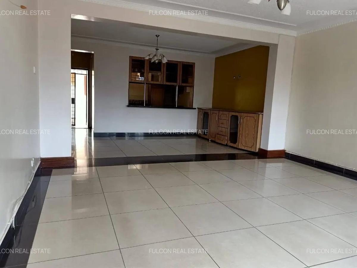 3 Bed Apartment with En Suite in Lavington - 13