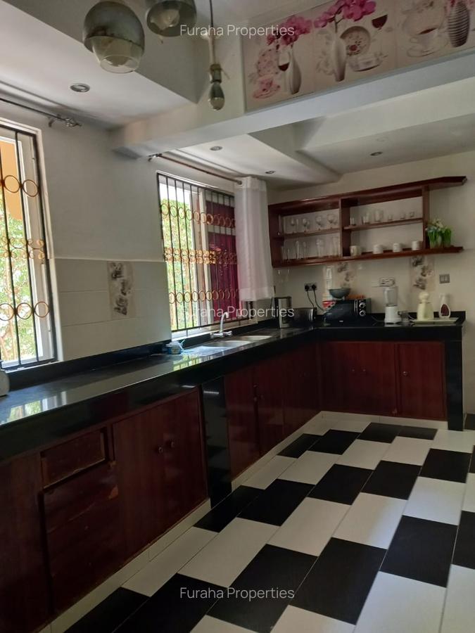 4 Bed Townhouse with En Suite at Bandari Villas - 5