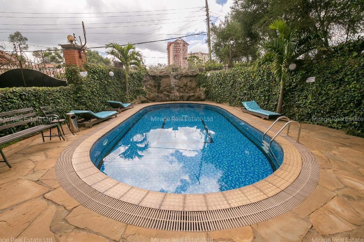 1 Bed Apartment with En Suite in Kilimani - 4
