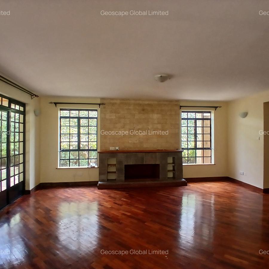 4 Bed Townhouse with En Suite in Kiambu Road - 2