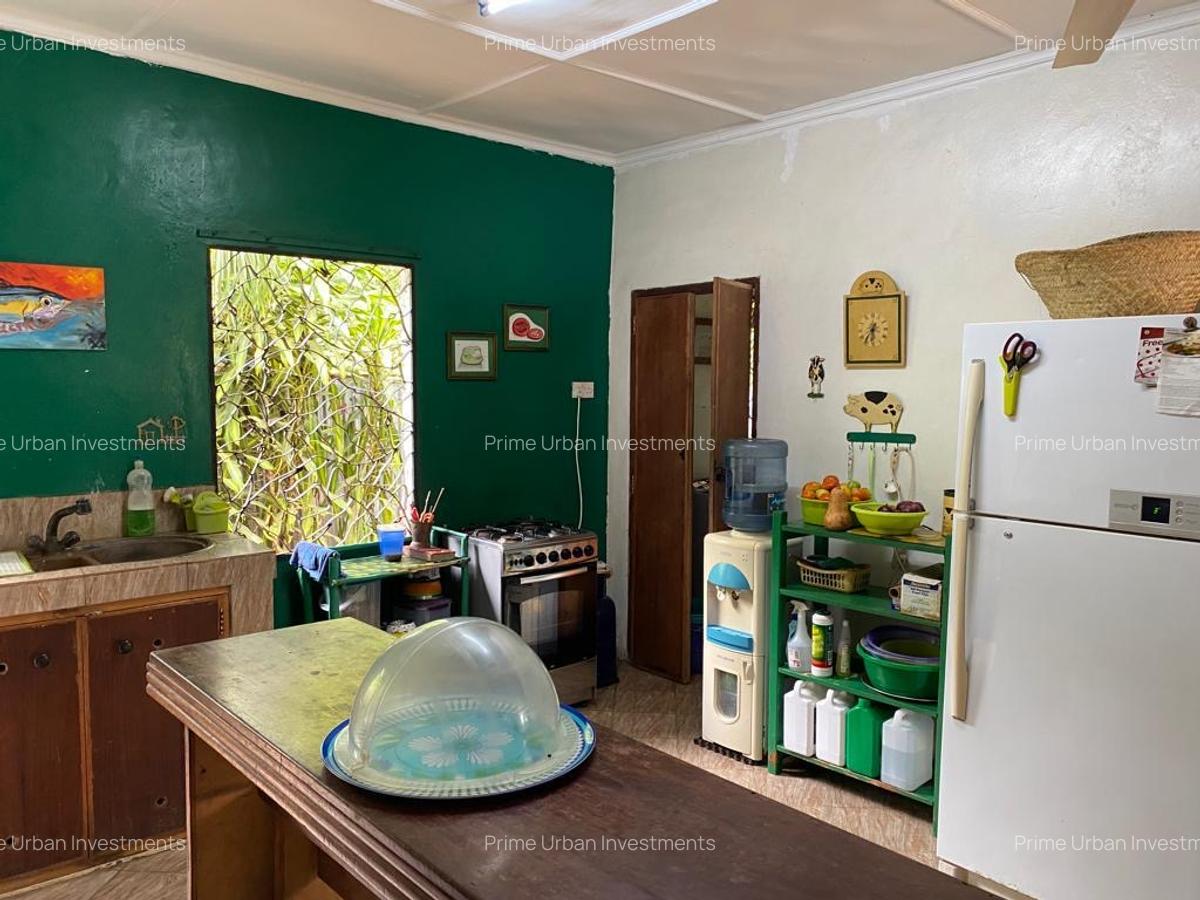 4 Bed House with En Suite in Mtwapa - 16