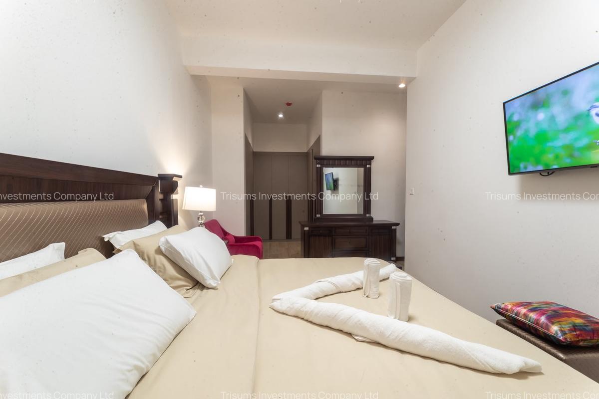 Furnished 4 Bed Apartment with En Suite in Riverside - 10