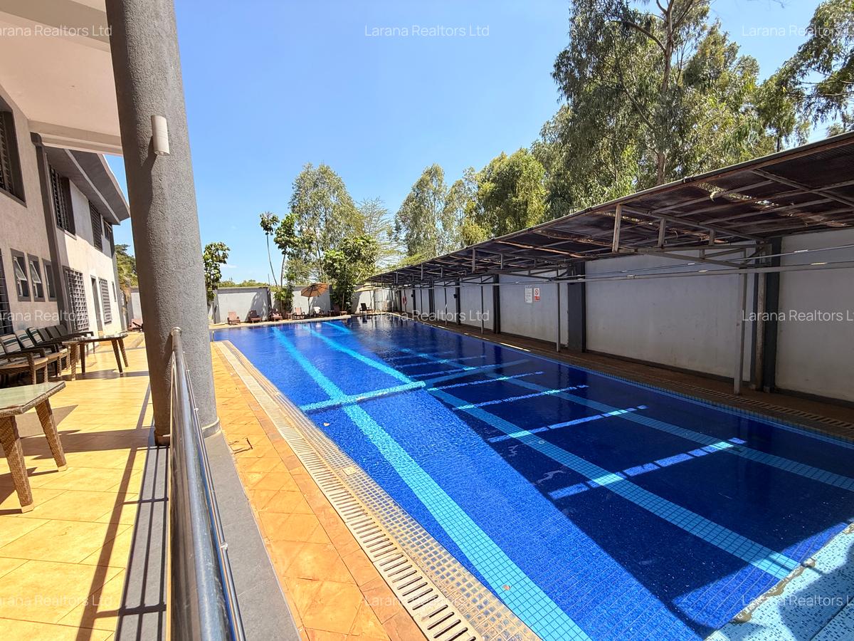 Serviced 1 Bed Apartment with Swimming Pool at Fourways - 18