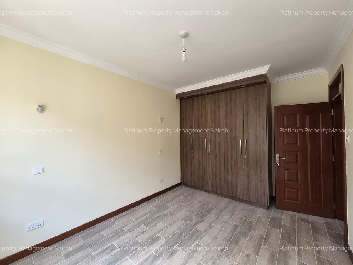 3 Bed Apartment with En Suite at Second Parklands - 14