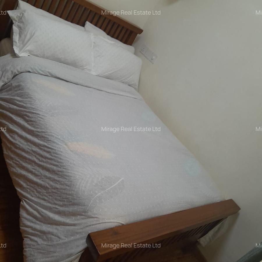 Serviced 3 Bed Apartment with Swimming Pool in Kilimani - 15
