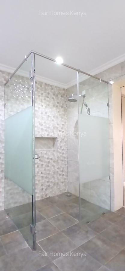 4 Bed Townhouse with En Suite at Lavington Green - 16