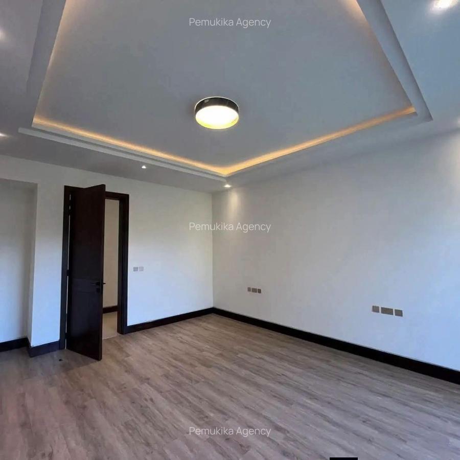 5 Bed Townhouse with En Suite in Kitisuru - 5