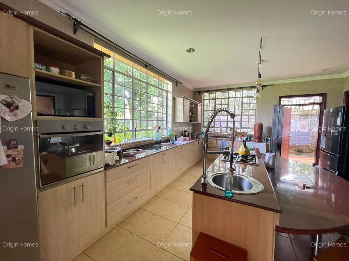 4 Bed House with En Suite at Loresho - 13