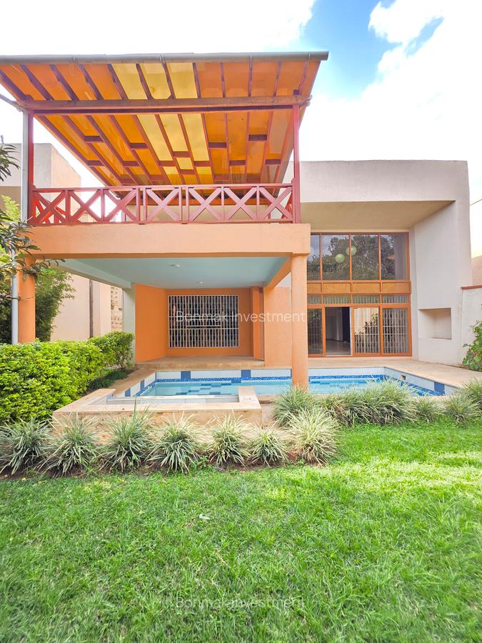 4 Bed Townhouse with En Suite at Lavington Green - 1