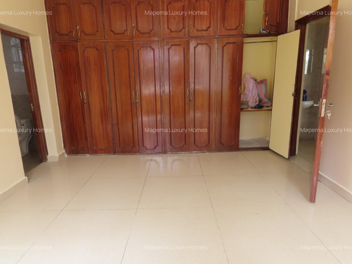 3 Bed House with En Suite at Bogani Road - 5
