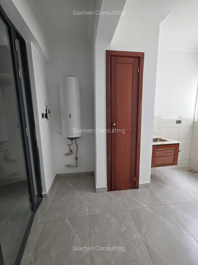 3 Bed Apartment with En Suite in Kileleshwa - 11