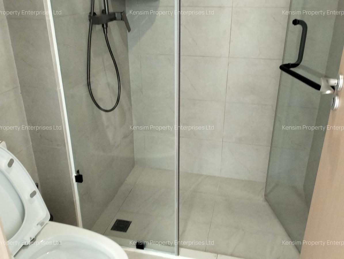 1 Bed Apartment with En Suite in Riverside - 12