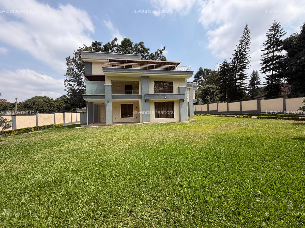 5 Bed House with En Suite at Rosslyn - 1