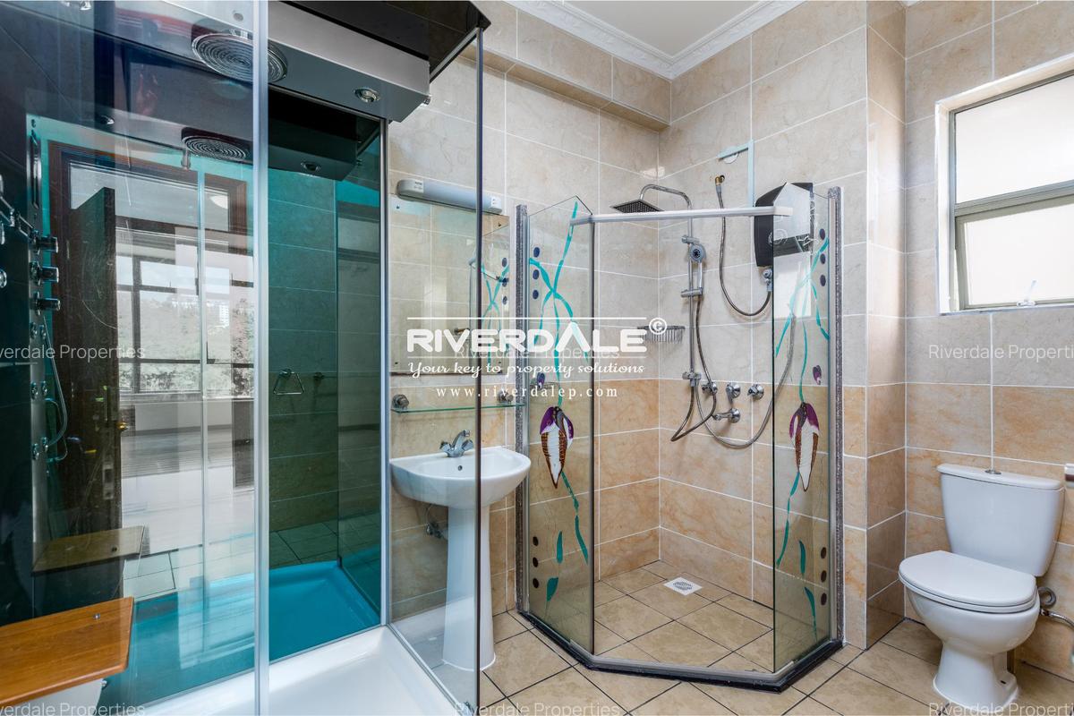 3 Bed Apartment with En Suite in Kilimani - 15