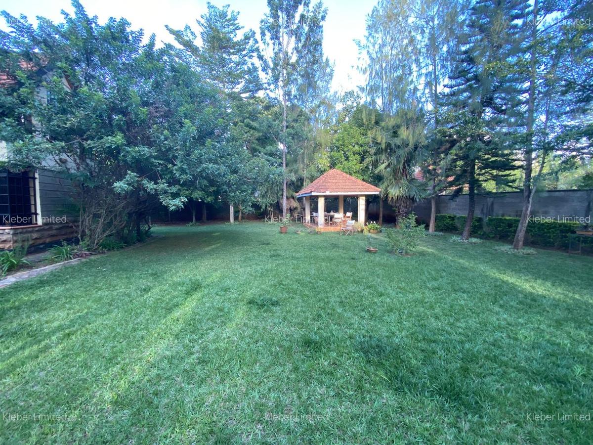 5 Bed House with En Suite at Runda - 9