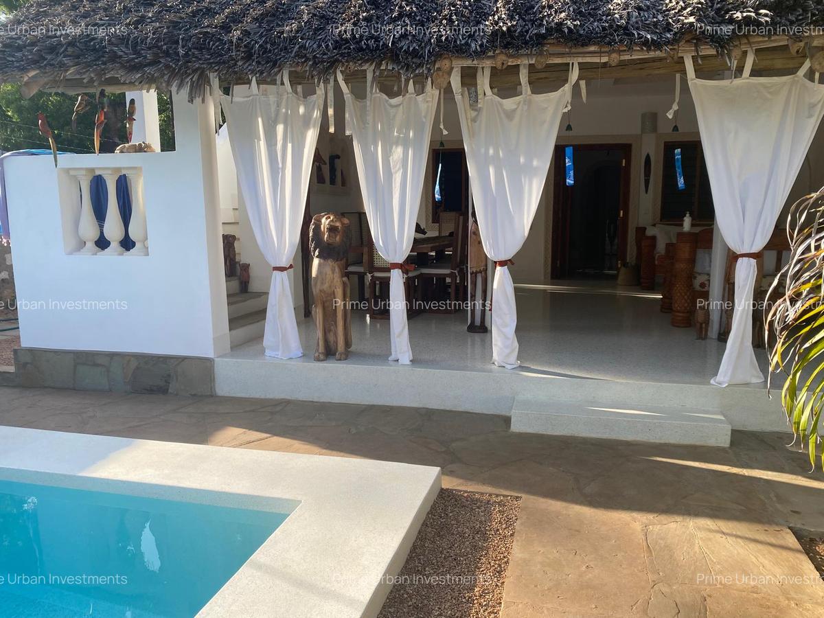 3 Bed House with En Suite at Garoda - Watamu - 9