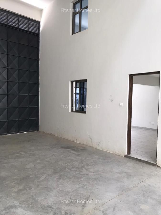 3,500 ft² Warehouse with Service Charge Included in Utawala - 10