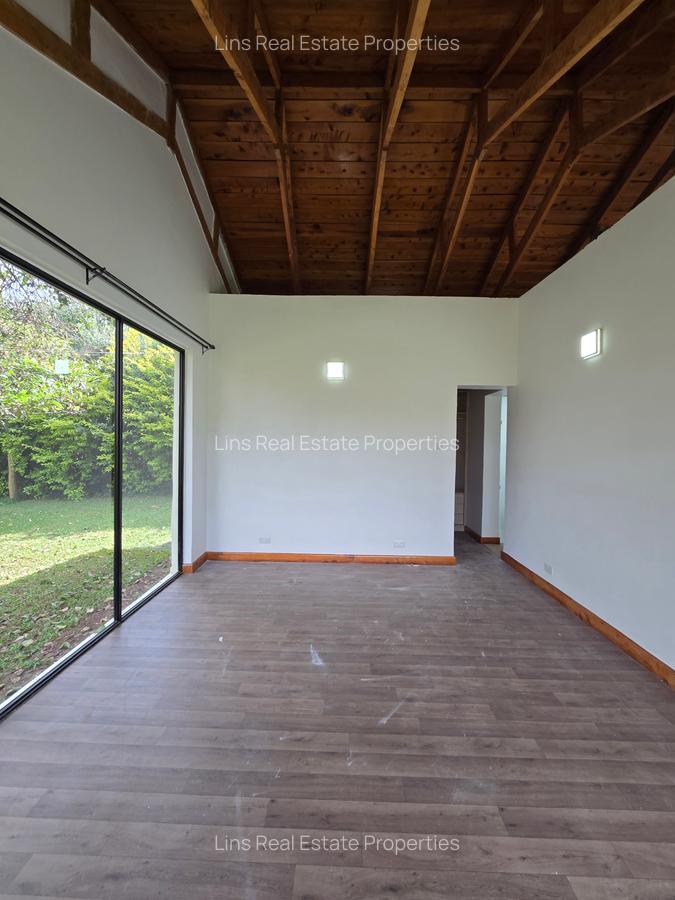 1 Bed House with En Suite in Spring Valley - 19