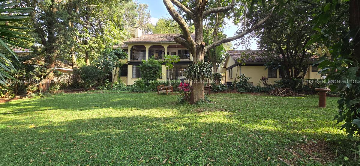 4 Bed House with En Suite in Nyari - 2