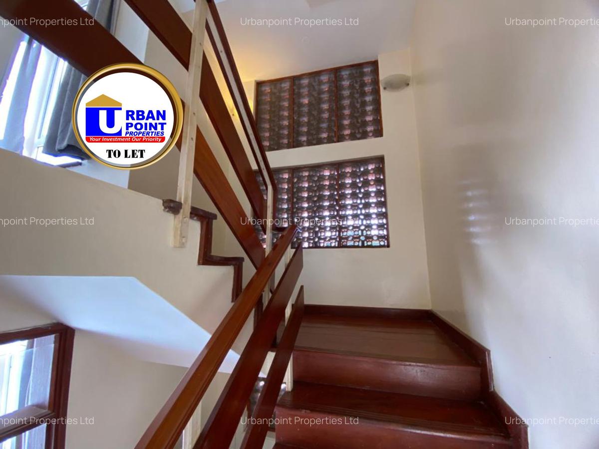 3 Bed House with En Suite in Nyali Area - 11