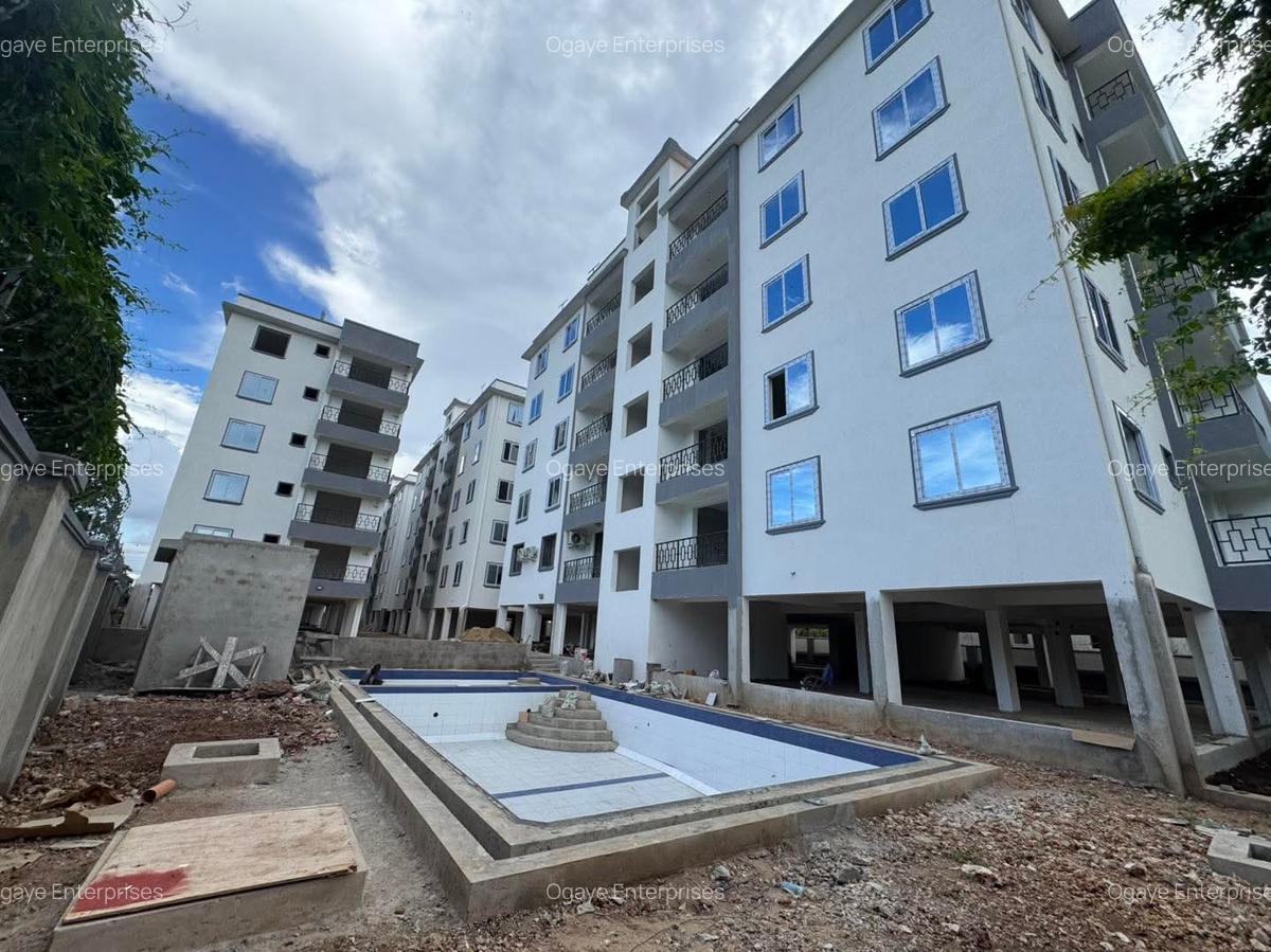 3 Bed Apartment with En Suite at Beach Road - 3