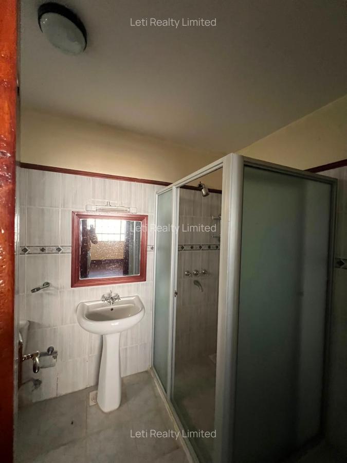 4 Bed Townhouse with En Suite in Kilimani - 12