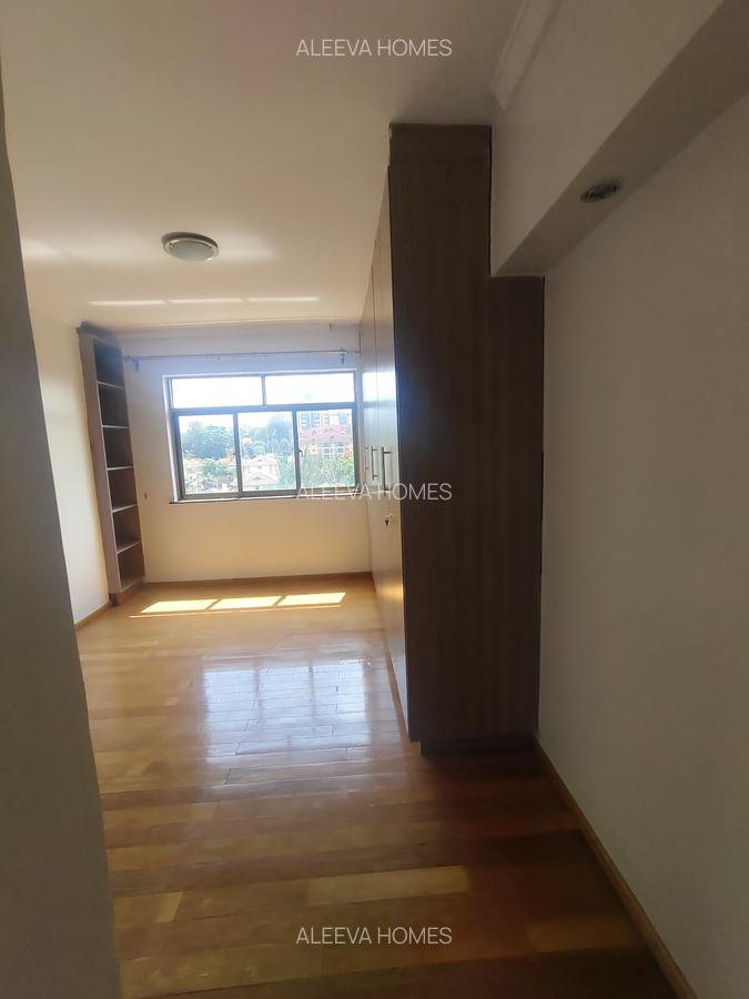 4 Bed Apartment with En Suite in Lavington - 16