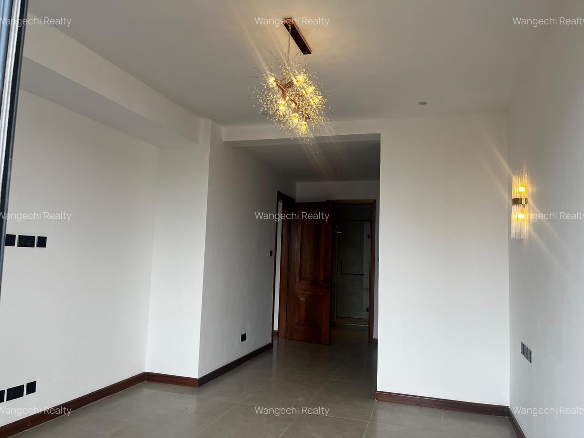 Furnished 3 Bed Apartment with En Suite at Riverside Drive - 8