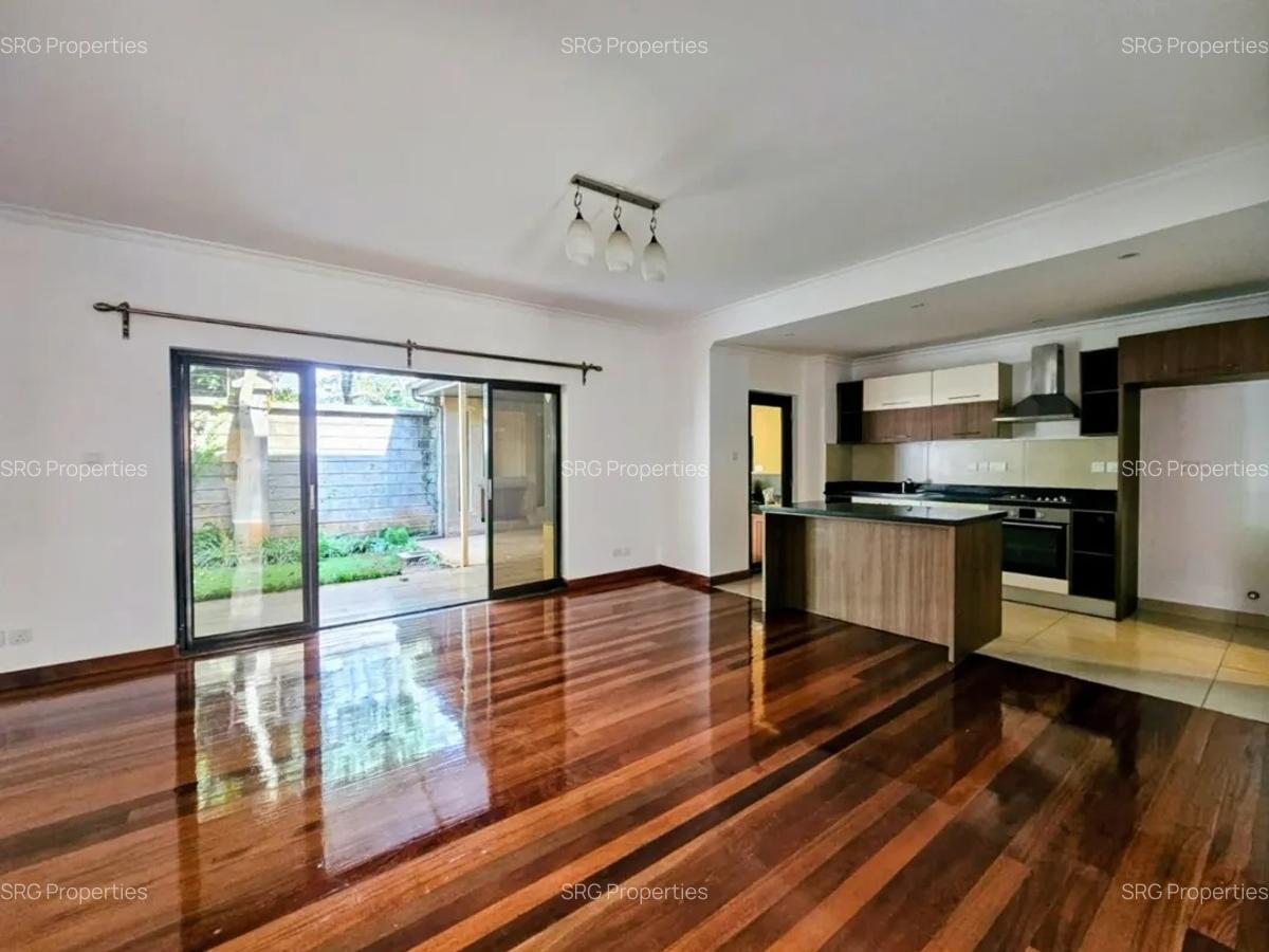 5 Bed Apartment with En Suite in Kileleshwa - 11