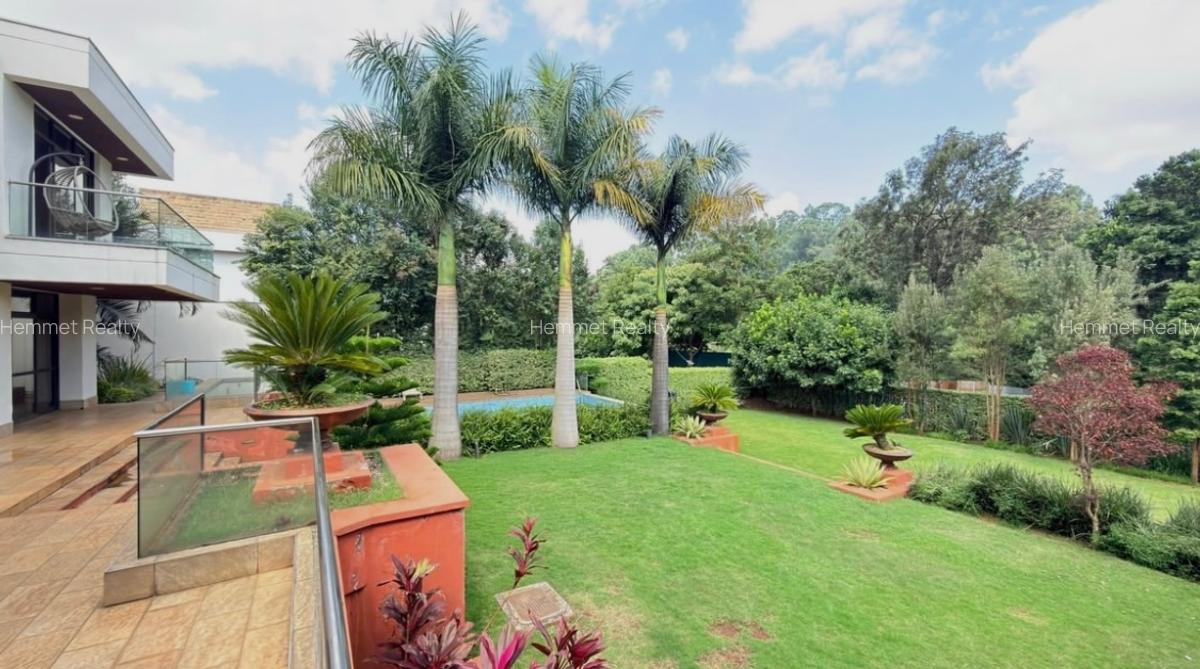 5 Bed Townhouse with En Suite in Karen - 19