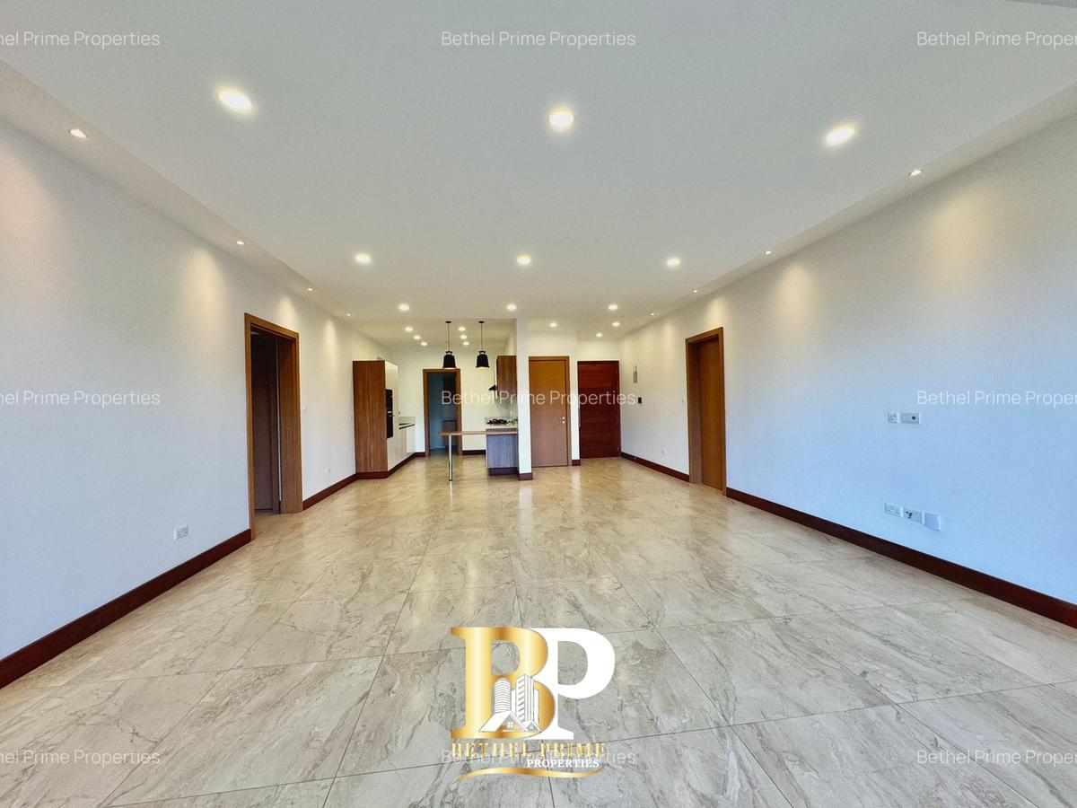 3 Bed Apartment with En Suite in Parklands - 1