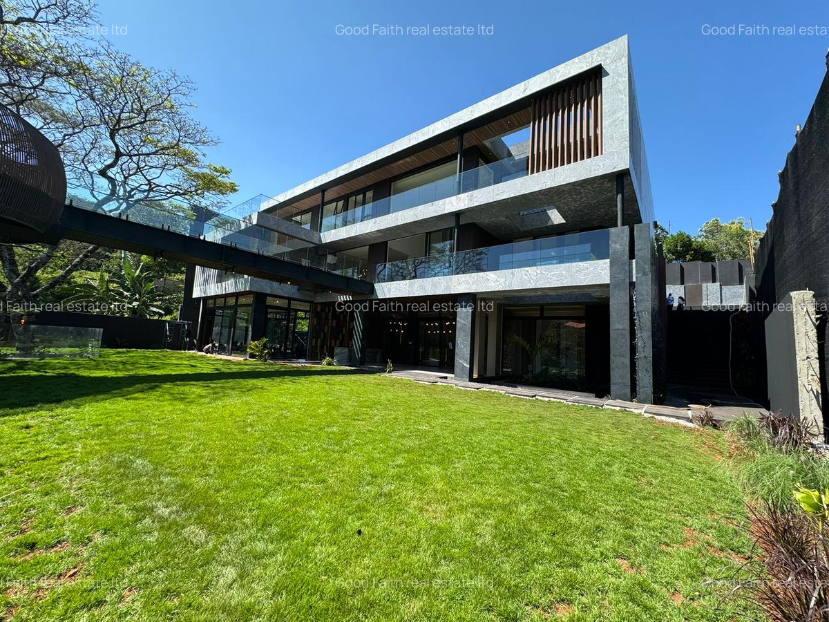 7 Bed House with En Suite in Kitisuru - 11
