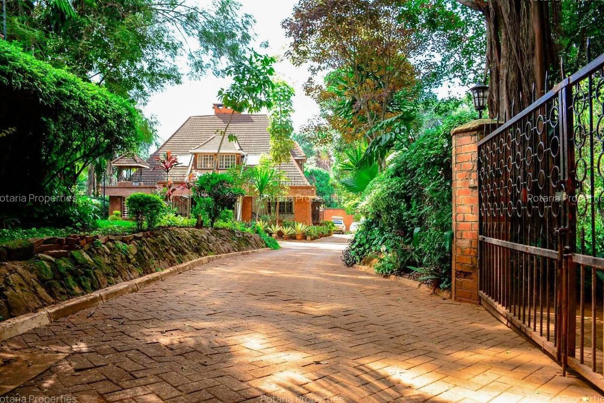 4 Bed House with En Suite in Gigiri - 2