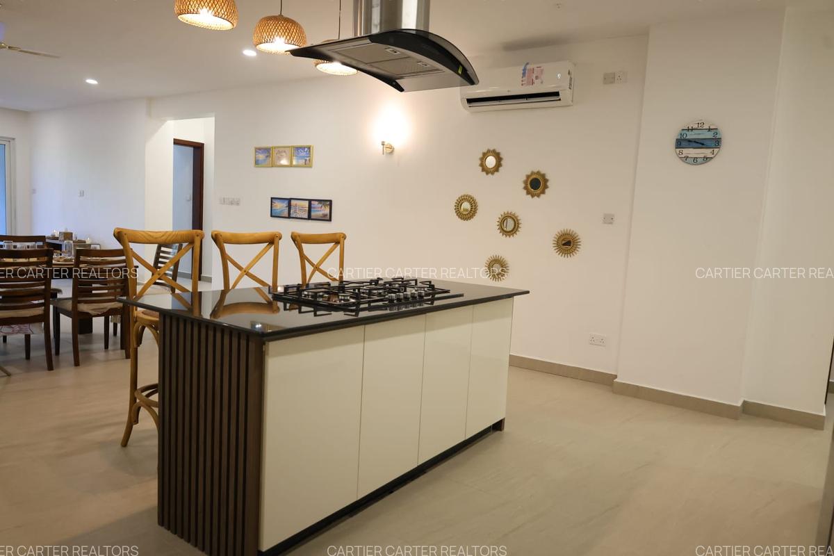 2 Bed Apartment with En Suite in Nyali Area - 4