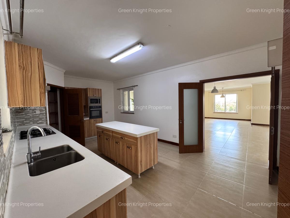 Serviced 3 Bed Apartment with En Suite in Lavington - 1