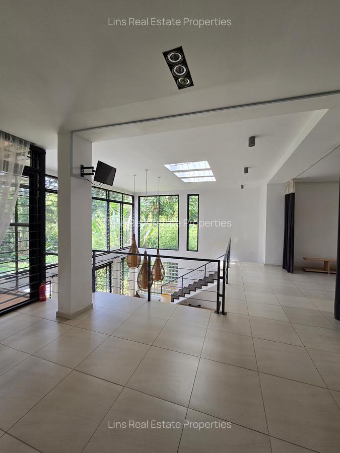 3 Bed House with En Suite in Muthaiga - 11