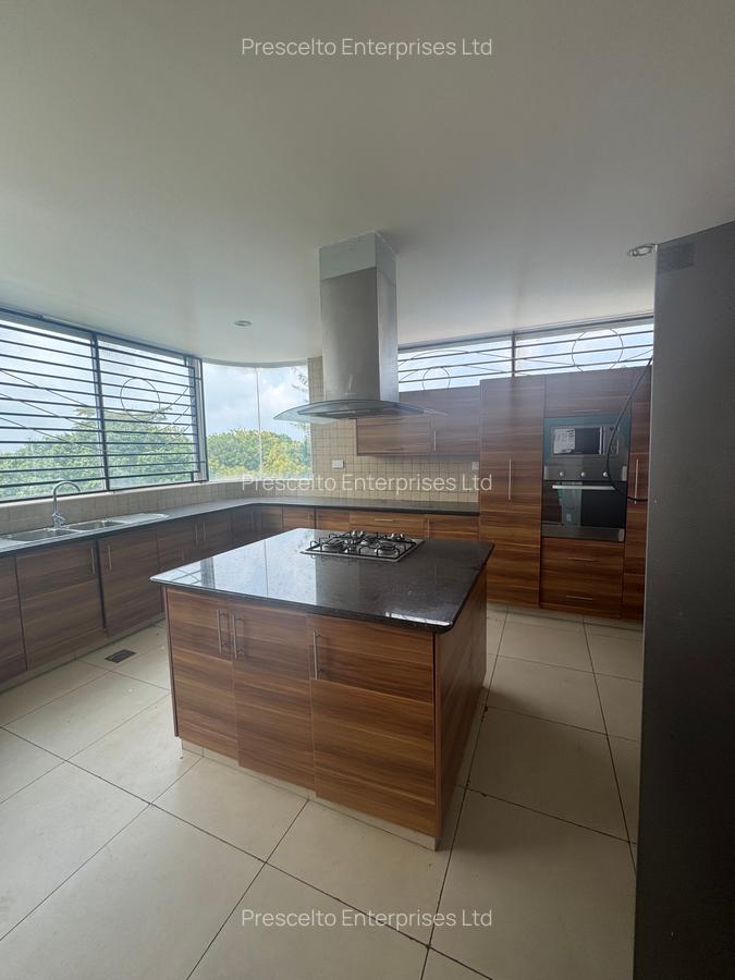 4 Bed Apartment with En Suite at Greenwood Area - 6