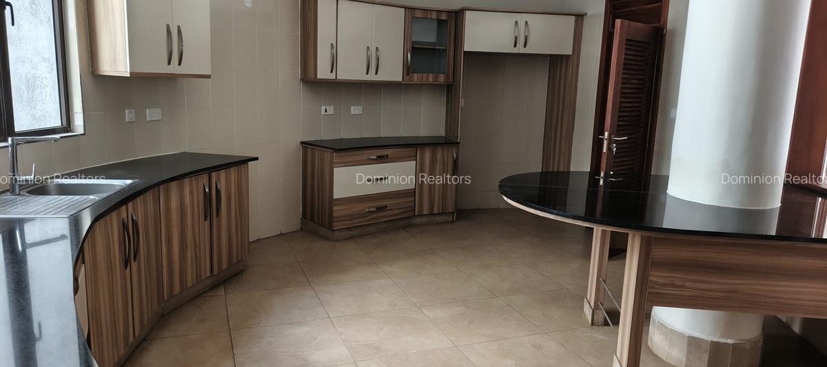 4 Bed Apartment with En Suite in Westlands Area - 7
