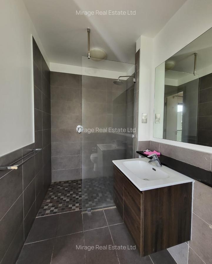 2 Bed Apartment with Swimming Pool in Garden Estate - 9