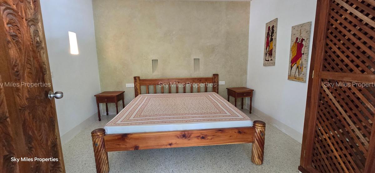 3 Bed Villa with En Suite at Garoda - 13