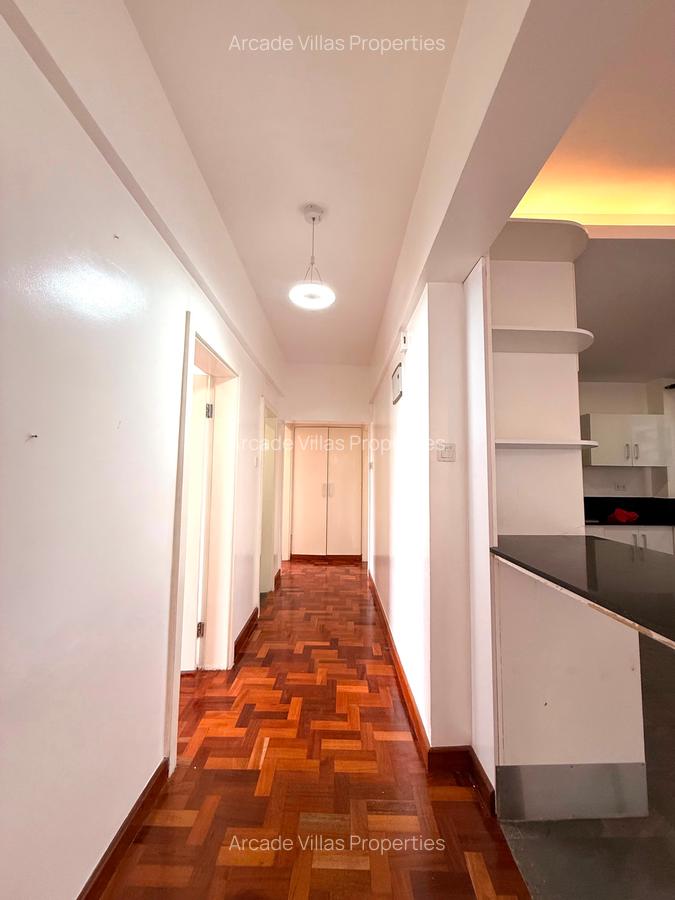 3 Bed Apartment with En Suite in Kileleshwa - 12