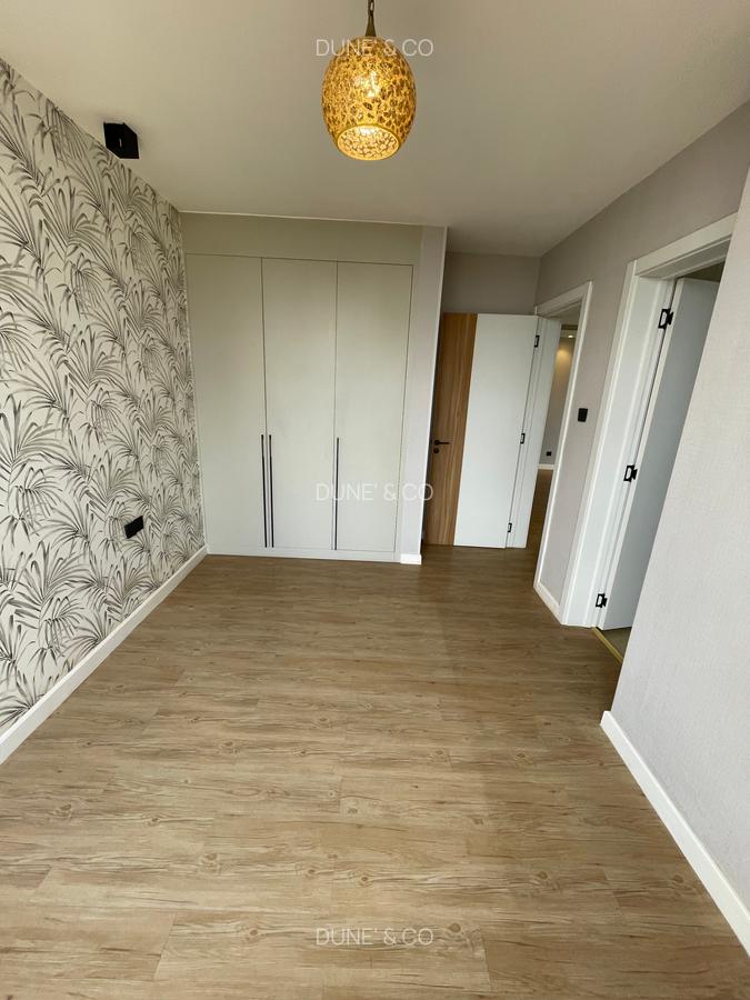 3 Bed Apartment with En Suite in Westlands Area - 12