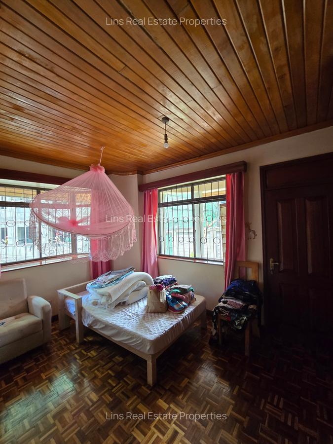 4 Bed Townhouse with En Suite in Westlands Area - 12