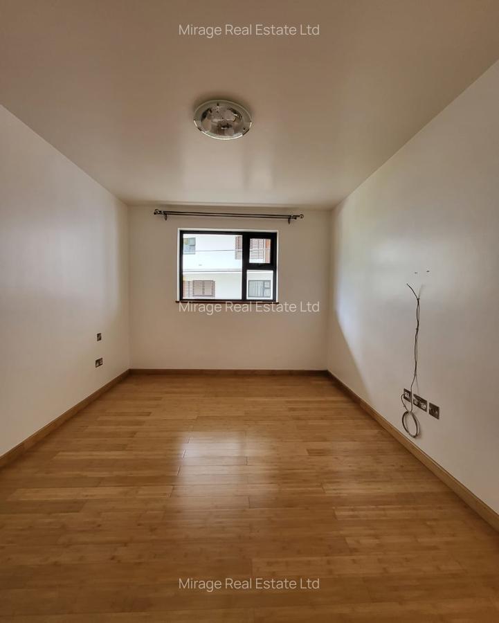 2 Bed Apartment with Swimming Pool in Garden Estate - 17