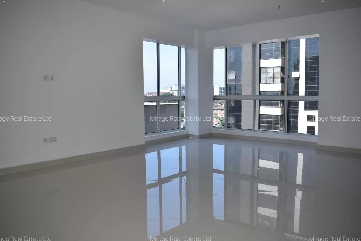2 Bed Apartment with Gym in Kilimani - 1