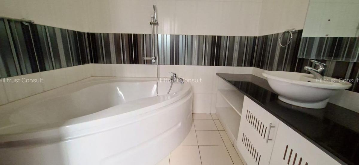 4 Bed Apartment with En Suite at General Mathenge Drive - 16