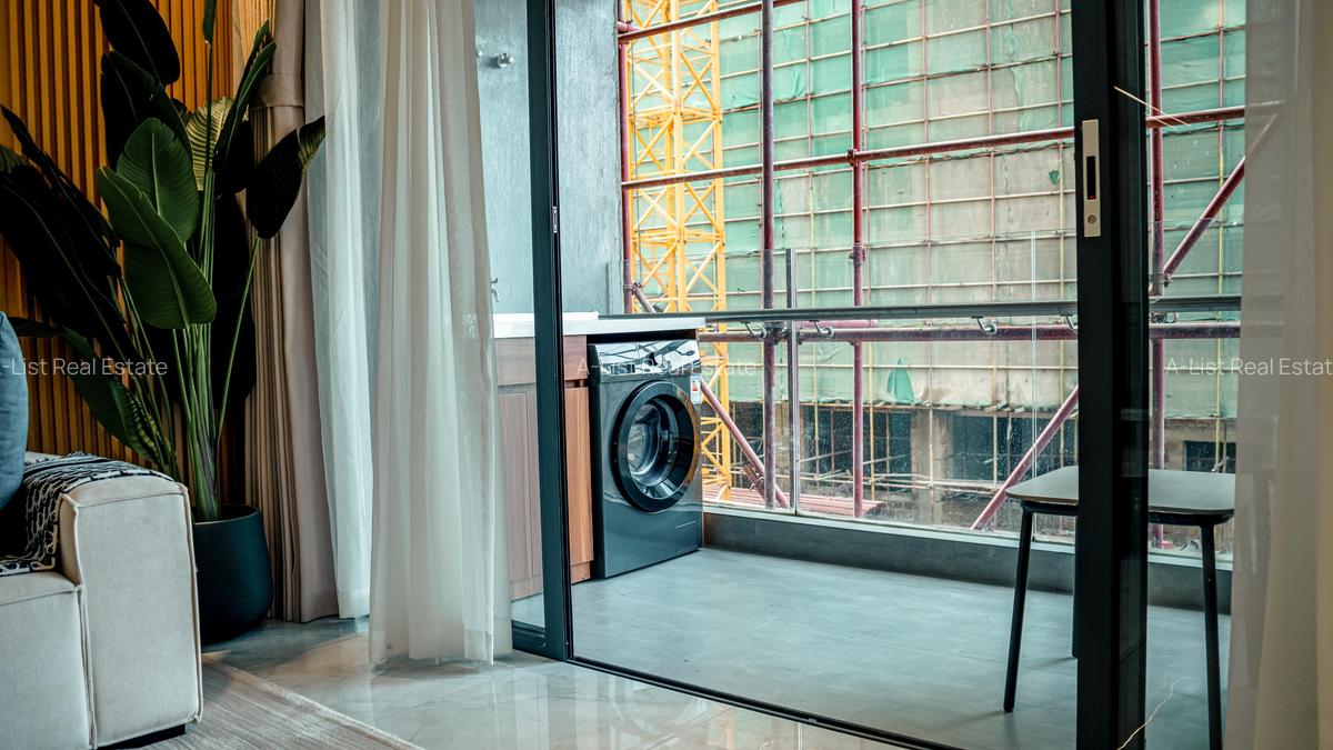 1 Bed Apartment with En Suite at Peponi Road - 2