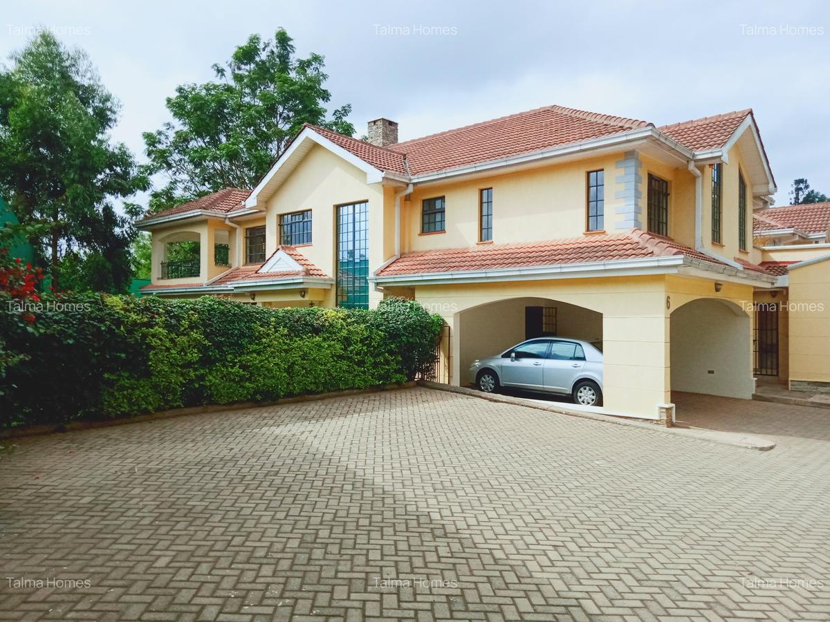 4 Bed Townhouse with En Suite at Off Convent Drive - 5